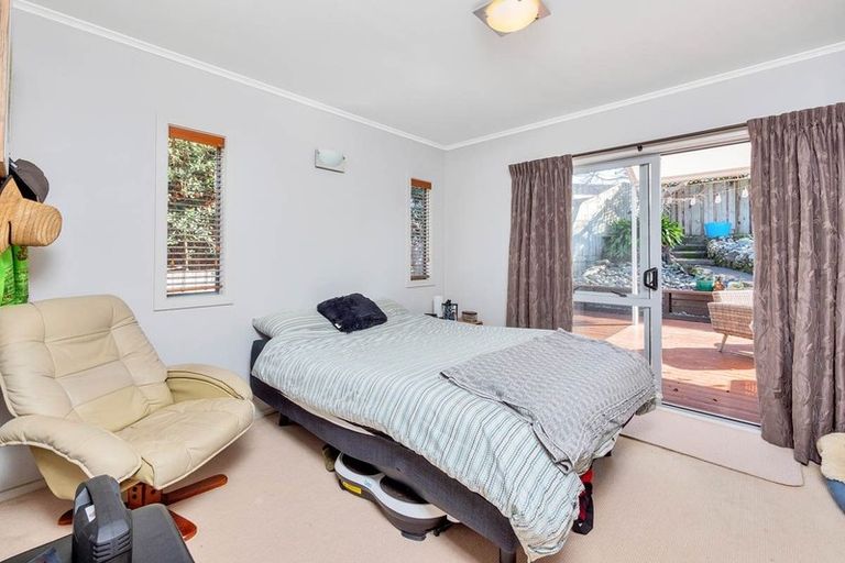 Photo of property in 52b Weldene Avenue, Glenfield, Auckland, 0629