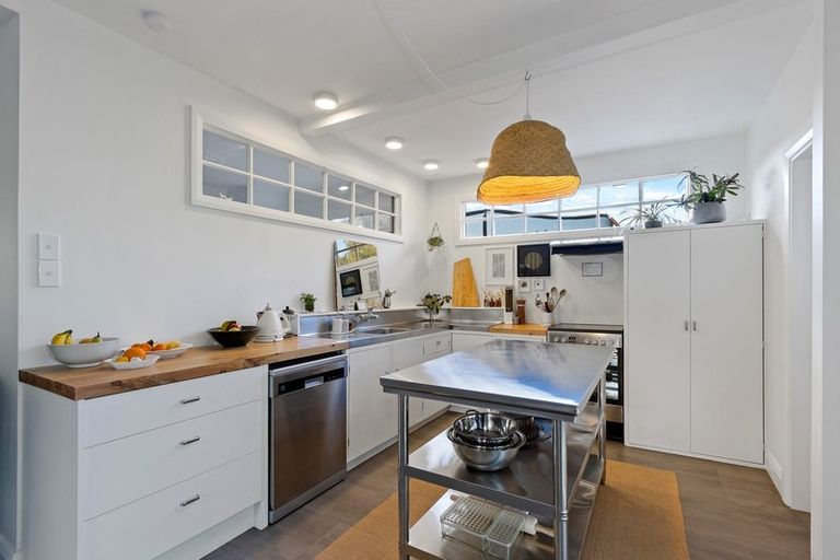 Photo of property in 14 Tabart Street, Woolston, Christchurch, 8023