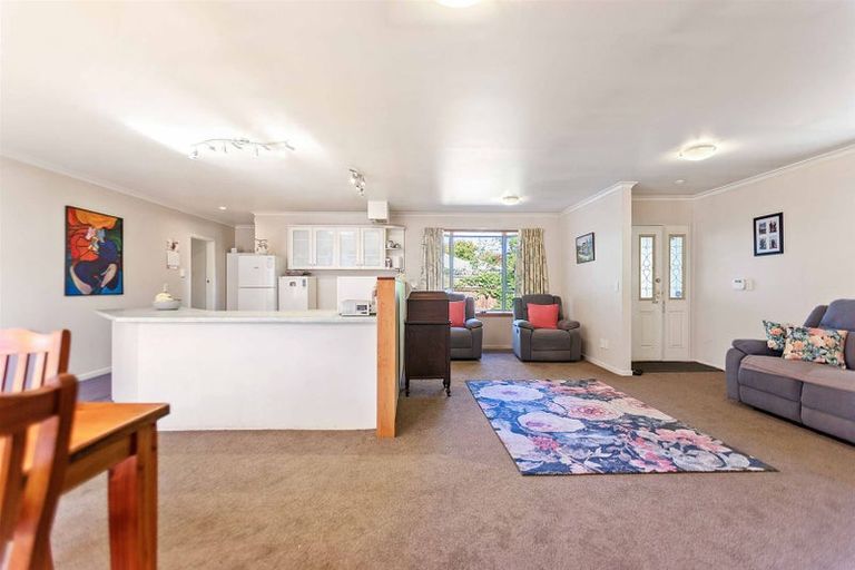 Photo of property in 109 Hawford Road, Opawa, Christchurch, 8023