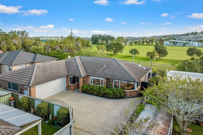 Photo of property in 232a Centreway Road, Orewa, 0931
