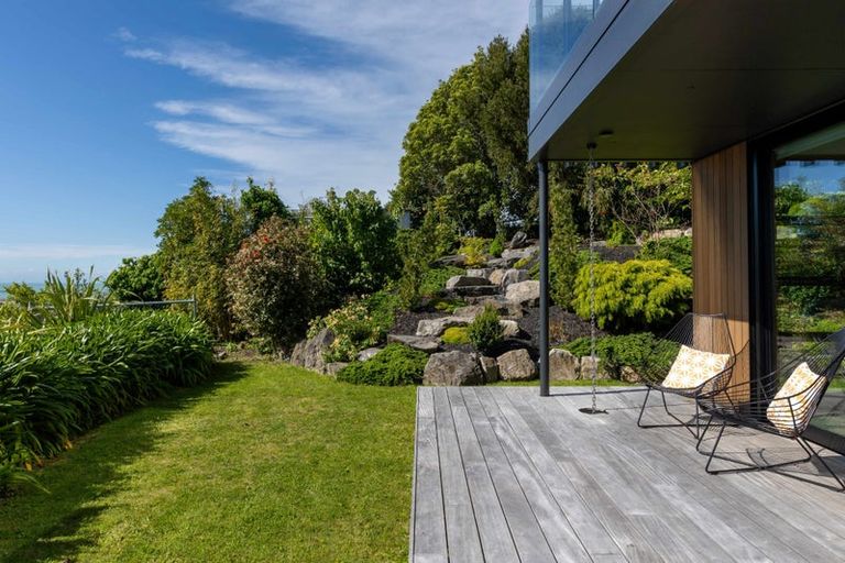 Photo of property in 36 The Cliffs, Britannia Heights, Nelson, 7010