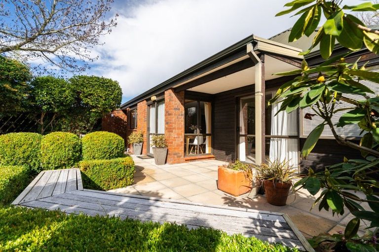 Photo of property in 14a Cricklewood Place, Avonhead, Christchurch, 8042