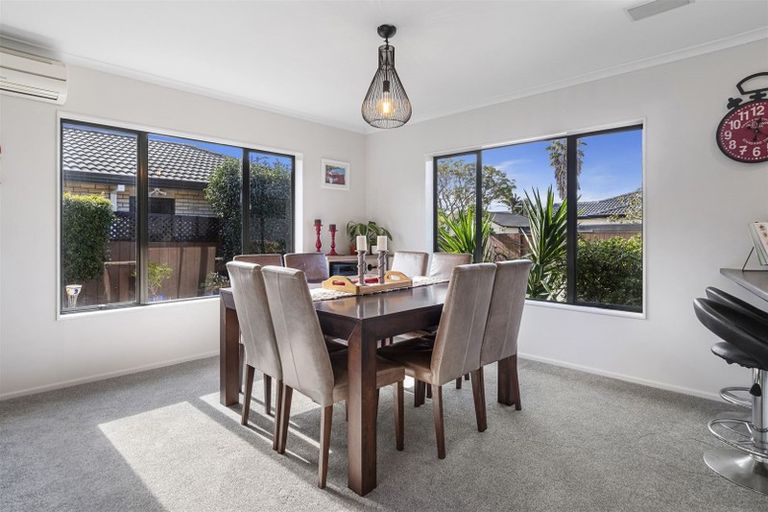 Photo of property in 24 Carribean Place, Papamoa Beach, Papamoa, 3118