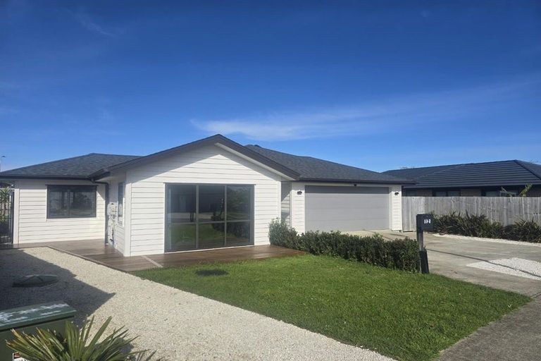 Photo of property in 12 Opouatu Avenue, Glenbrook, Waiuku, 2681