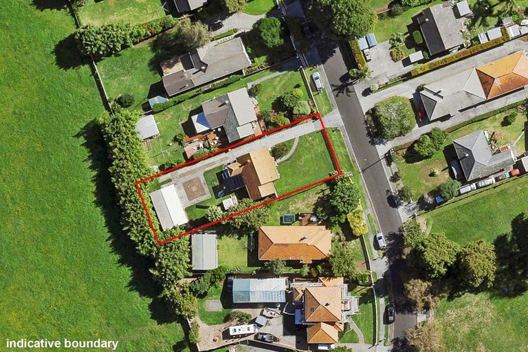 Photo of property in 8 Village Way, Ardmore, Papakura, 2582