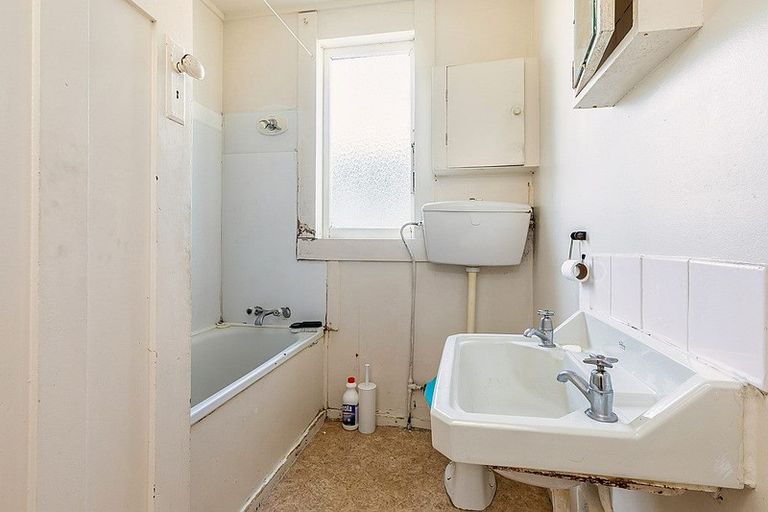 Photo of property in 36 Harlston Road, Mount Albert, Auckland, 1025