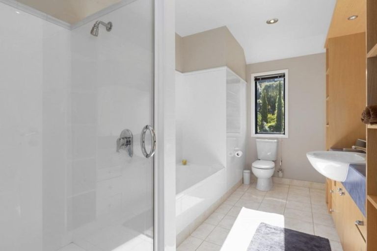 Photo of property in 20a Motu Street, Saint Clair, Dunedin, 9012