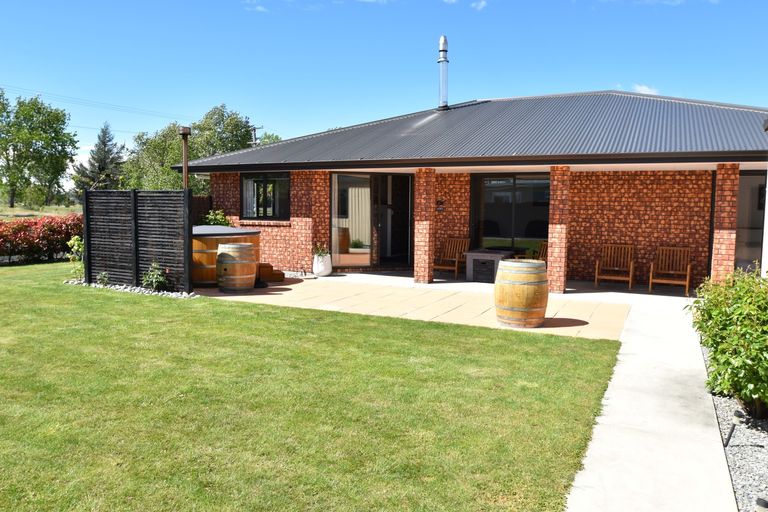 Photo of property in 16a Greenfield Place, Twizel, 7901