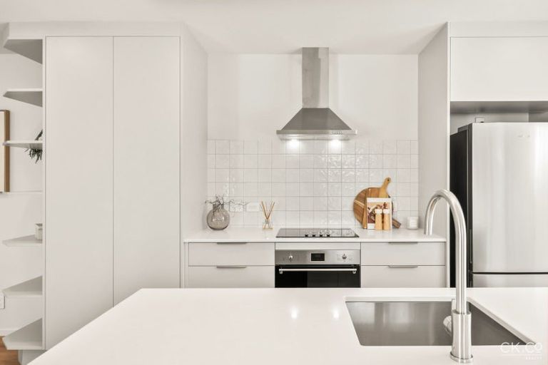 Photo of property in 30 Nile Street, Waterloo, Lower Hutt, 5011