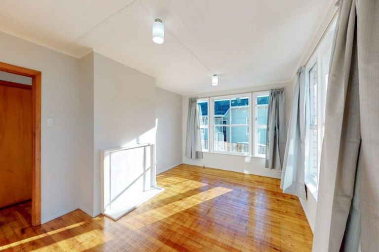 Photo of property in 11 Hamstead Street, Wainuiomata, Lower Hutt, 5014