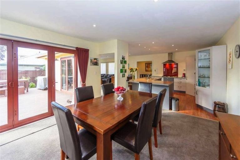 Photo of property in 51 Balgay Street, Upper Riccarton, Christchurch, 8041