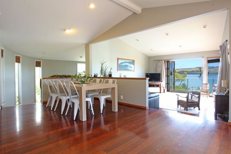 Photo of property in 44 Kaitoke Street, Raglan, 3225