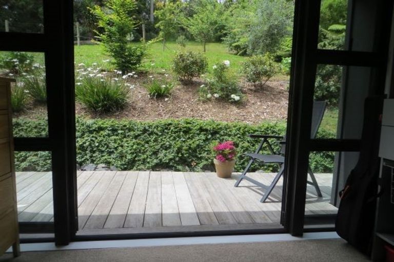Photo of property in 24 Green Road, Matakana, Warkworth, 0985