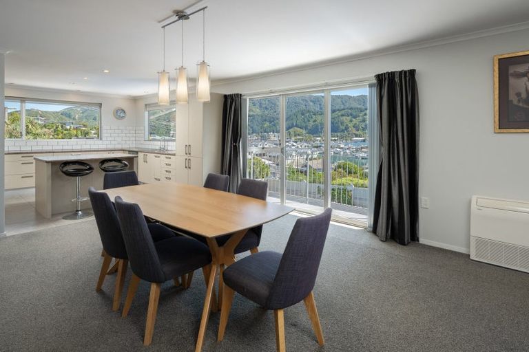 Photo of property in 4a Rutland Street, Picton, 7220