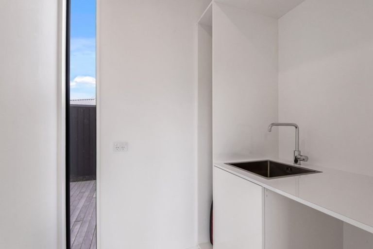 Photo of property in 74 Merivale Lane, Merivale, Christchurch, 8014