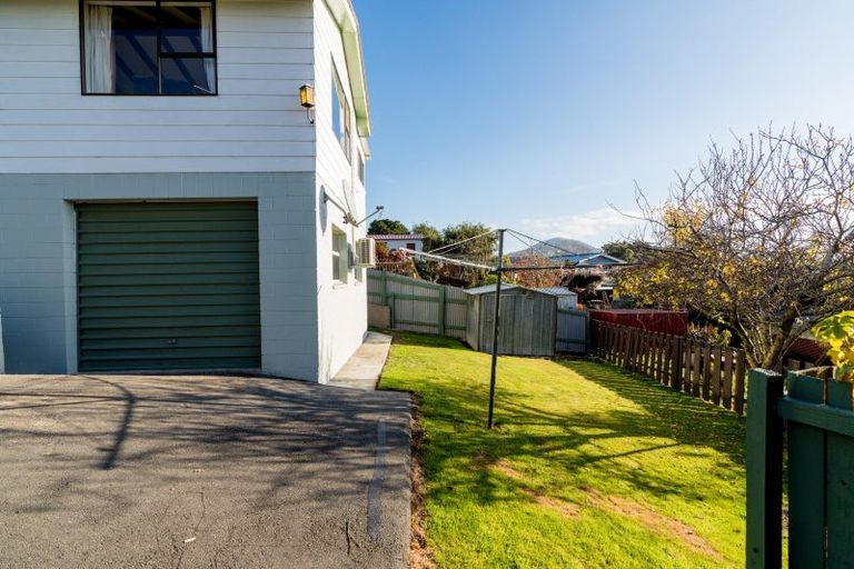 Photo of property in 16 Allen Road, Green Island, Dunedin, 9018