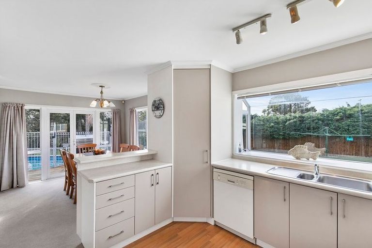 Photo of property in 9 Halcyon Place, Papatoetoe, Auckland, 2025