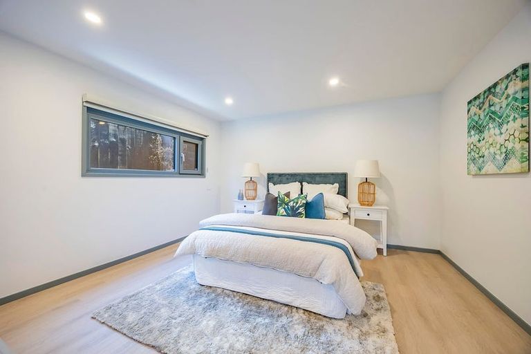 Photo of property in 48b Peter Terrace, Castor Bay, Auckland, 0620