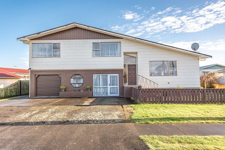 Photo of property in 4 Oxford Road, Springvale, Whanganui, 4501