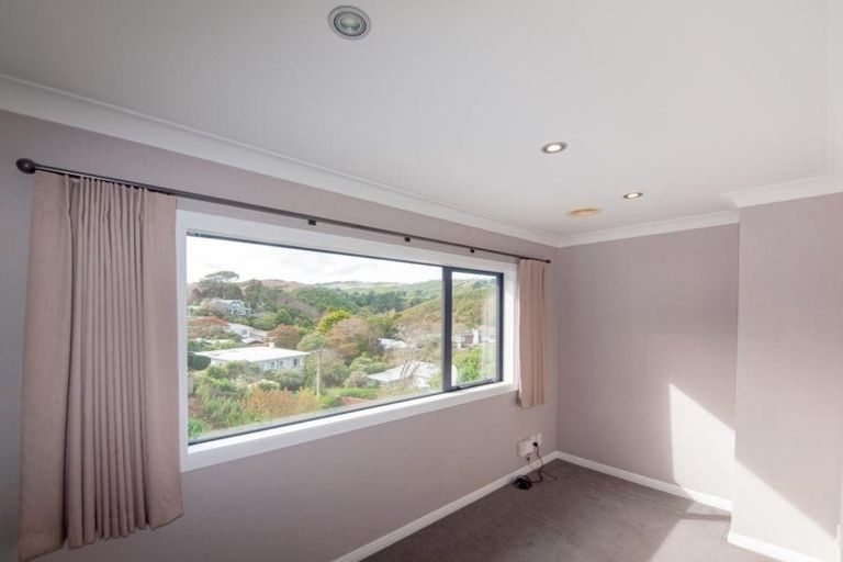 Photo of property in 20 Wantwood Grove, Churton Park, Wellington, 6037