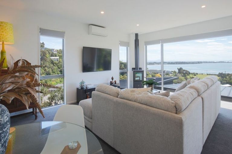 Photo of property in 31 Soleares Avenue, Mount Pleasant, Christchurch, 8081