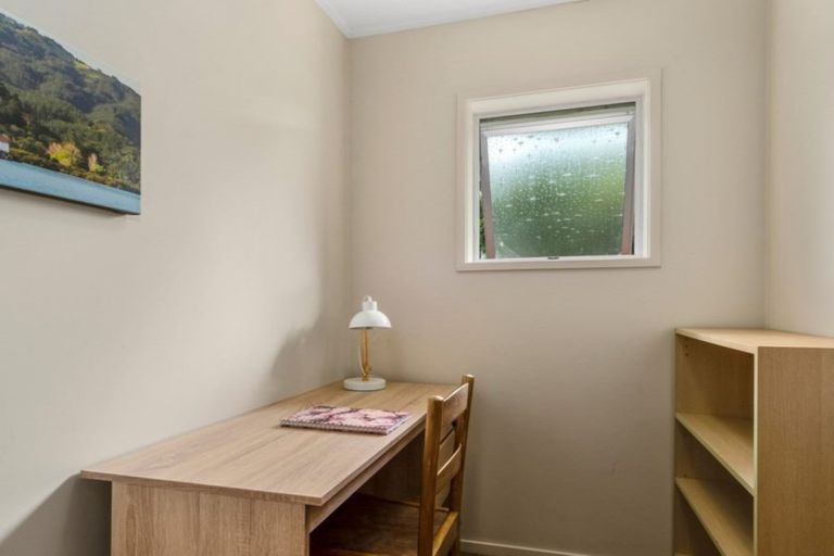 Photo of property in 19 Harbour View Road, Point Wells, Warkworth, 0986