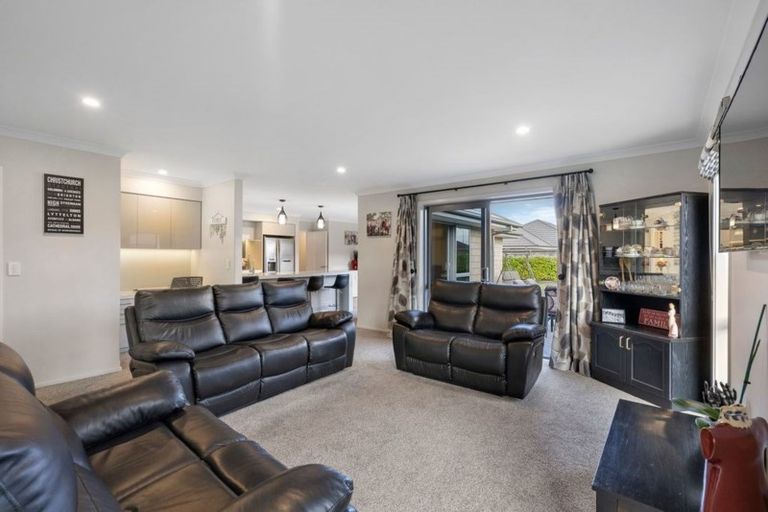 Photo of property in 3 Loeb Place, Rolleston, 7614