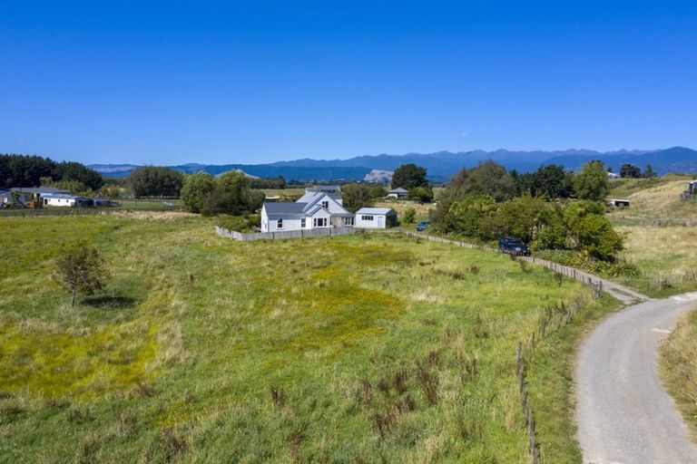 Photo of property in 173 Hokio Sand Road, Hokio Beach, Levin, 5571