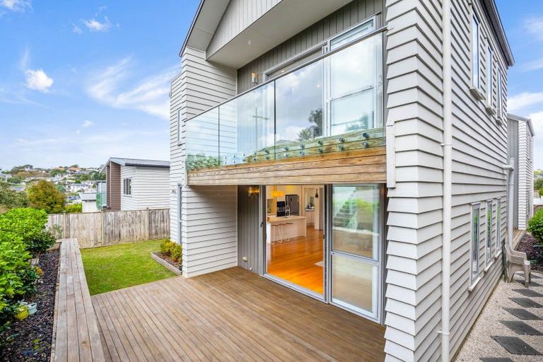 Photo of property in 4 Carex Way, Long Bay, Auckland, 0630