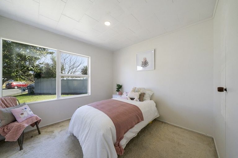 Photo of property in 3 Dennis Grove, Paraparaumu Beach, Paraparaumu, 5032