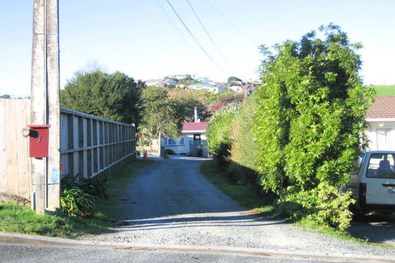 Photo of property in 9 Brigitte View, Snells Beach, 0920