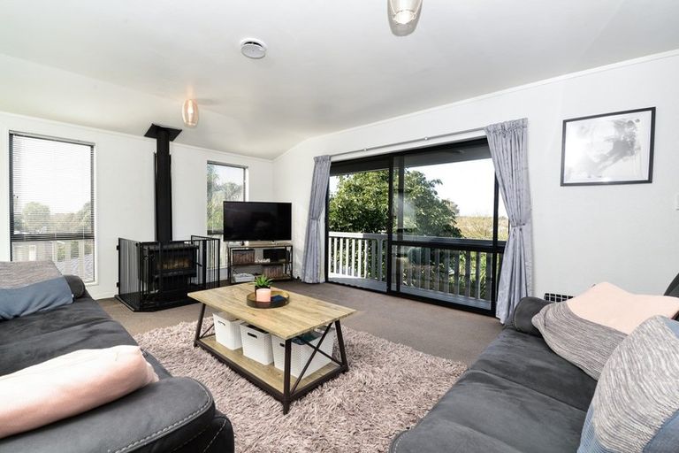 Photo of property in 19a Baverstock Road, Nawton, Hamilton, 3200