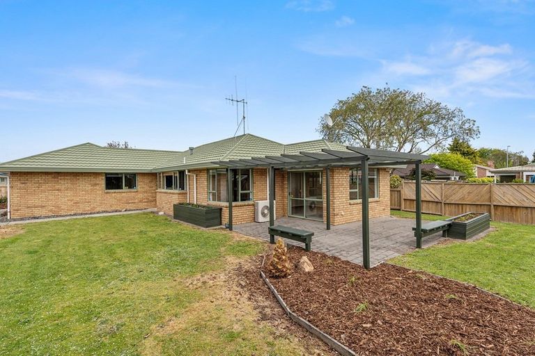 Photo of property in 13 Admiral Crescent, Flagstaff, Hamilton, 3210