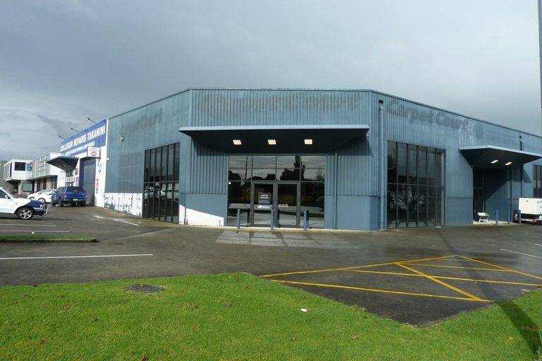 Photo of property in 1/221 Great South Road, Takanini, Drury, 2112