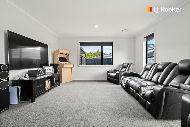 Photo of property in 32 Calluna Crescent, Mosgiel, 9024