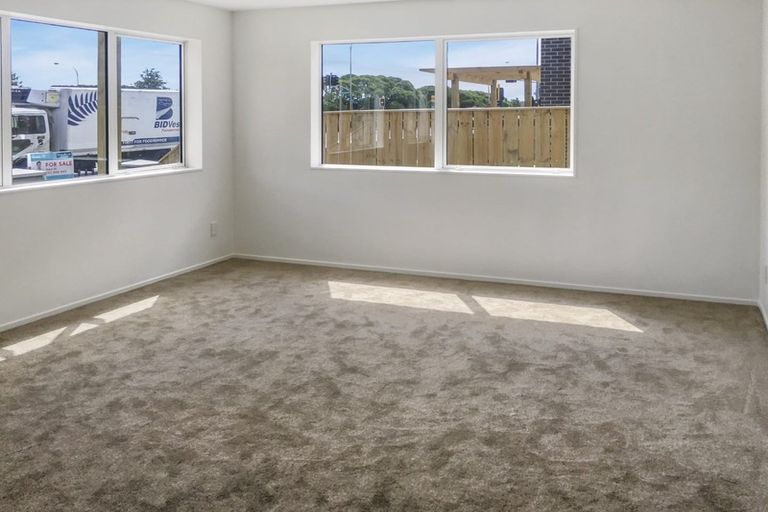 Photo of property in 22 Pikao Place, East Tamaki, Auckland, 2016