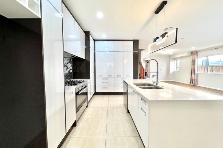 Photo of property in 21 Calcite Avenue, Flat Bush, Auckland, 2019