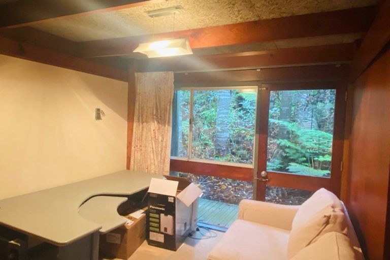 Photo of property in 52 Park Hill Road, Birkenhead, Auckland, 0626