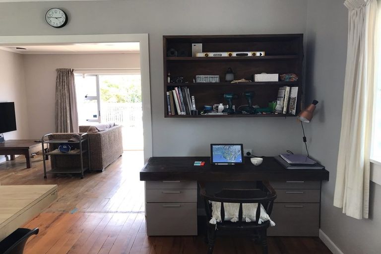 Photo of property in 2 Turenne Street, Inner Kaiti, Gisborne, 4010