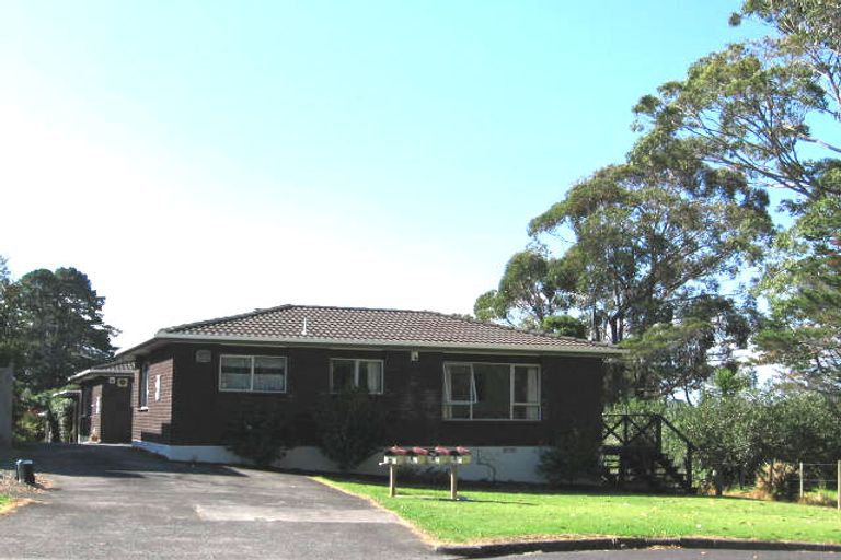 Photo of property in 1/32 Akehurst Avenue, New Lynn, Auckland, 0600