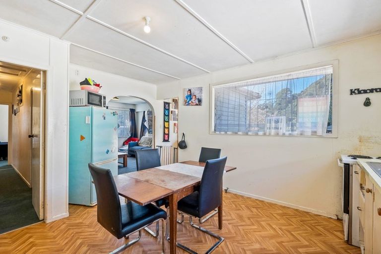 Photo of property in 16 Sunny Grove, Wainuiomata, Lower Hutt, 5014