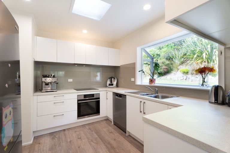 Photo of property in 14 Dormar Place, Churton Park, Wellington, 6037