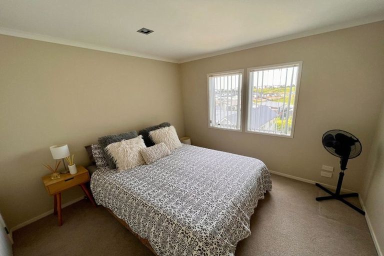 Photo of property in 11 Harwich Court, Gulf Harbour, Whangaparaoa, 0930