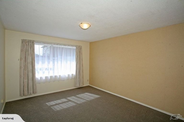 Photo of property in 3/12 Peer Street, Upper Riccarton, Christchurch, 8041