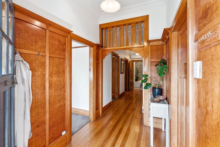 Photo of property in 9 Stone Street, Kenmure, Dunedin, 9011