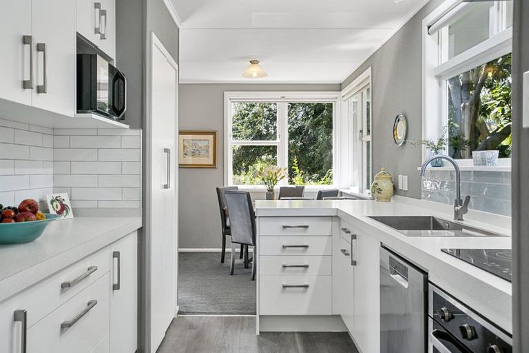 Photo of property in 2/79 Taupo View Road, Taupo, 3330