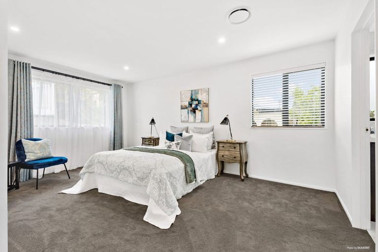 Photo of property in 21 Coroglen Avenue, Birkenhead, Auckland, 0626