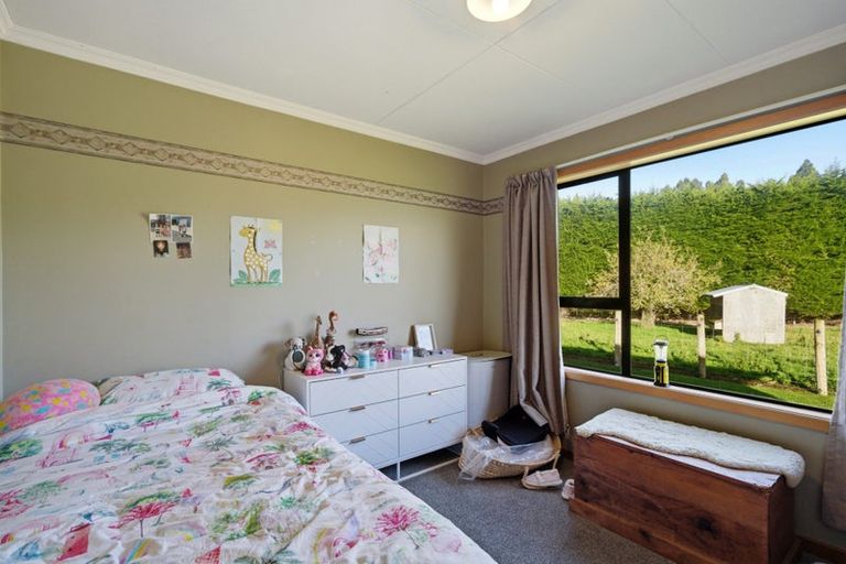 Photo of property in 23 Tussock Creek Grove Bush Road, Grove Bush, Invercargill, 9876