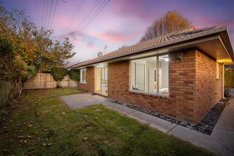Photo of property in 14a Murfitt Place, Sockburn, Christchurch, 8042