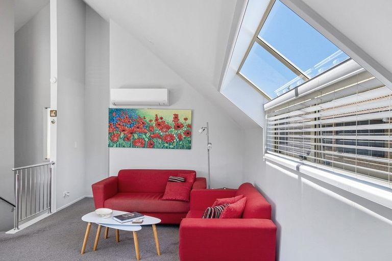 Photo of property in 25 Rita Street, Mount Maunganui, 3116